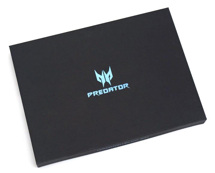 Acer Predator Helios 300 - яркий внешний вид с фирменным логотипом